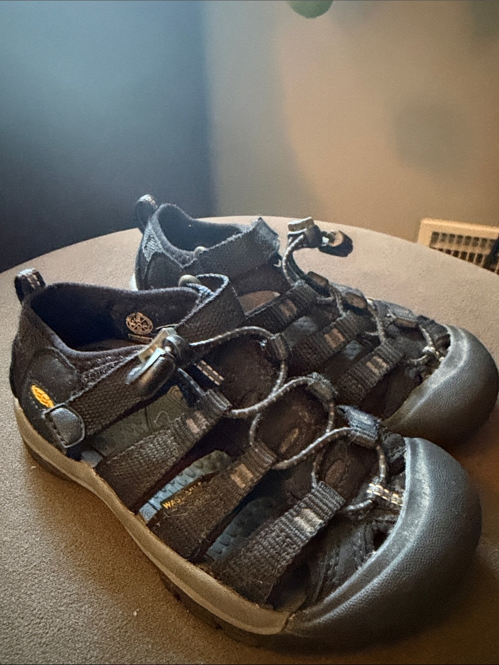 Keen Newport Waterproof Black Kids Closed-Toe Sport Sandals 12 Outdoors